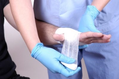 Selecting the Right Wound Dressings and Bandages